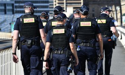 Advocates oppose Queensland police power to treat children worse than adults over drug offences