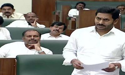 Andhra Pradesh: Pandemonimum in Assembly as TDP, YSRCP MLAs come to blows