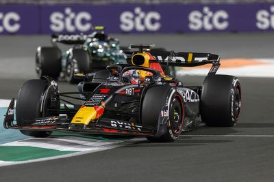 Verstappen: Saudi GP vibrations similar to Q2 driveshaft failure