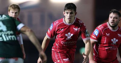 Scarlets star leaves with immediate effect as departures keep coming