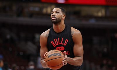 Lakers will reportedly work out Tristan Thompson and Tony Bradley