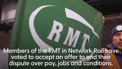 RMT members at Network Rail vote to accept pay offer, piling pressure on Mick Lynch to call off all train strikes