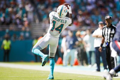 Former Dolphins WR Trent Sherfield signs with Bills