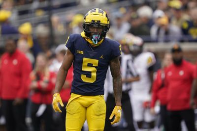 Rams go all defense in 3-round mock draft, including the class’s fastest CB