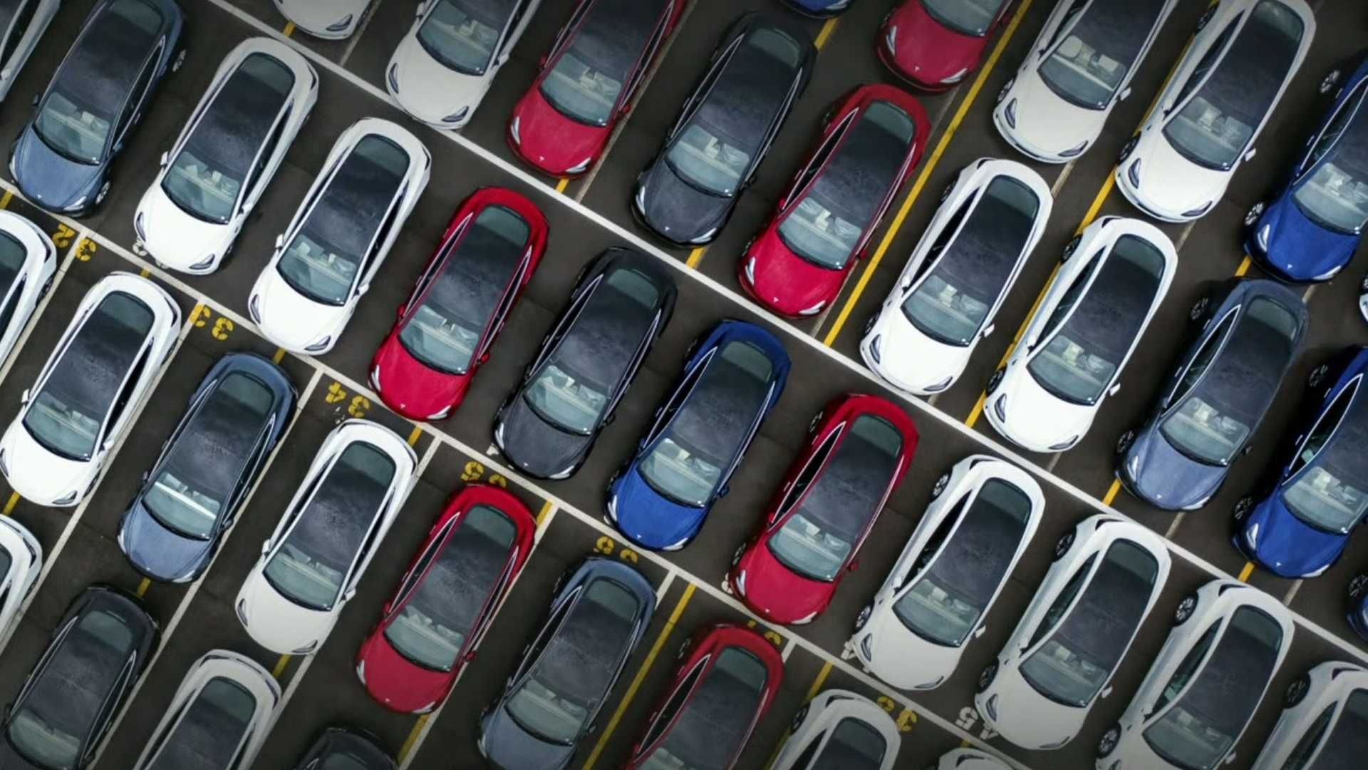 Tracked Tesla Estimated Tesla Order Backlog Stabilized: 106,000 As…
