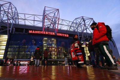 Qatar ready to increase Manchester United offer amid new strategy to secure takeover