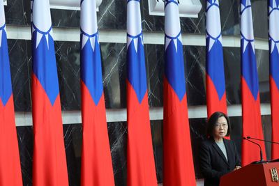 US calls Tsai transit 'nothing new', urges China to not react aggressively