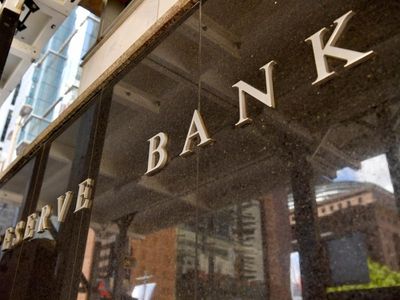 Reserve Bank leaves rates pause in play for April