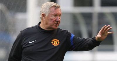 Sir Alex Ferguson offered Man Utd star £100k to 'retire immediately' - but he turned it down