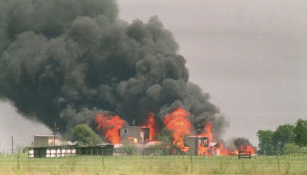 ‘Waco: American Apocalypse’ details the errors that worsened a deadly siege