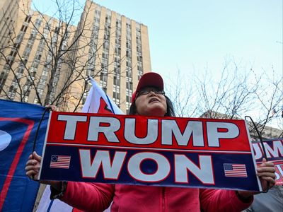 Pro-Trump rally in New York ‘outnumbered five to one by journalists’