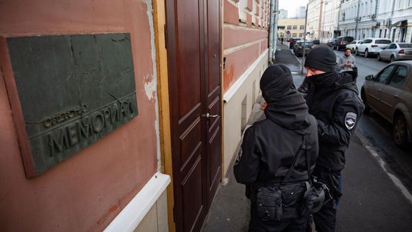 Russian raids target Nobel Peace Prize-winning rights group Memorial