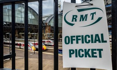 Network Rail boss compares year of strikes to Iraq war