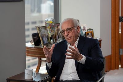 Disney activist investor Nelson Peltz urges insuring all bank deposits for a fee