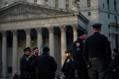 Manhattan civil courthouse shut down by bomb threat as Trump indictment looms