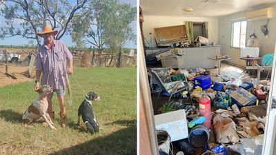 Roadhouse owner with 'nothing left' after Gulf of Carpentaria flooding as residents rally