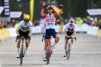 Giulio Ciccone pips Primož Roglič and Remco Evenepoel in summit finish on Volta a Catalunya stage two