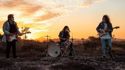 Aspiring Aussie musicians considering a career change as COVID recovery lags, survey finds