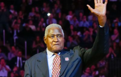 Knicks icon Willis Reed is mourned by the NBA world, who recalled his legendary Game 7 heroics