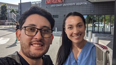 How Gold Coast doctor Dinesh Palipana helped Juan Torres practise medicine in Australia