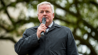 Watch as British politicians visiting Taiwan hold press conference