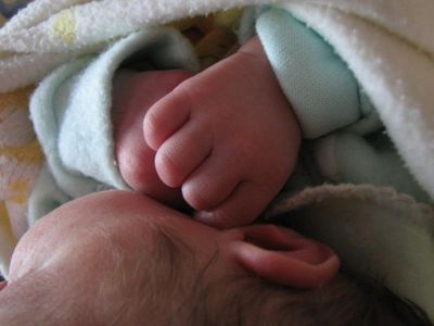 Victorian dad admits shaking, killing newborn son