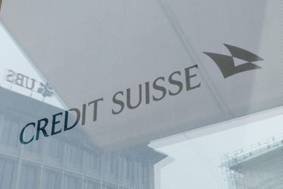 Swiss order Credit Suisse to suspend paying some bonuses