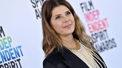 Marisa Tomei shares a sleepy selfie - but it's her rattan headboard that really caught our eye
