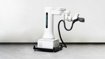 Hyundai Motor Group Presents Automatic Charging Robot For EVs