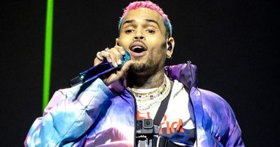 Furious man splits from girlfriend after she gets a lap dance from Chris Brown