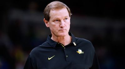 Oregon’s Altman Calls Out Fan Attendance: ‘I’ll Go Coach Junior College’