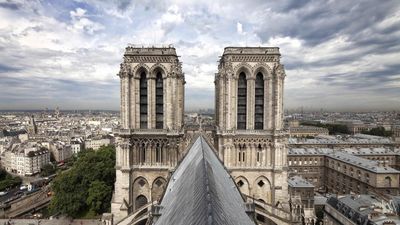 French organisation sues Notre-Dame for translating signs into English only