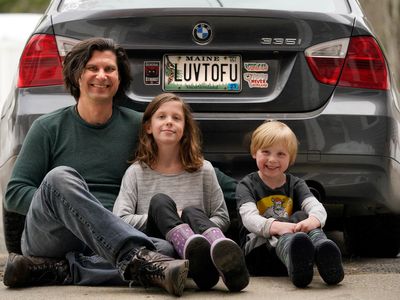 Maine asks vegan man to remove ‘inappropriate’ LUVTOFU custom license plate