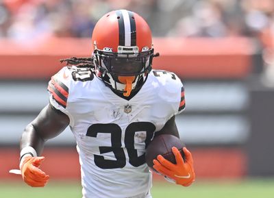 Browns lose RB D’Ernest Johnson to Jaguars as he signs one-year deal