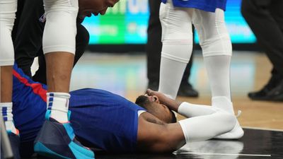 Clippers’ George to Miss At Least 2-to-3 Weeks With Knee Sprain