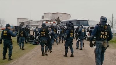 Waco: American Apocalypse: 5 Things To Know Before You Watch The Netflix Docuseries