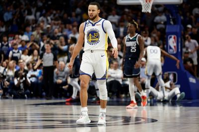 Warriors win after Mavs blunder, Morant impresses on return