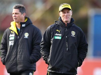 Hardwick leans on GWS coach Kingsley for Crows tips