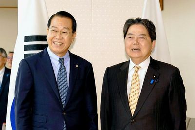 S. Korean unification minister in Japan to discuss N. Korea