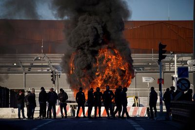 Anger at Macron mounts as French unions hold new protests