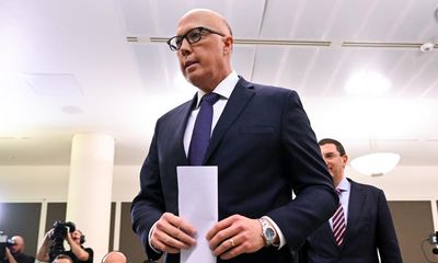 Dutton declines to state position on voice referendum despite pressure on Liberals to decide stance