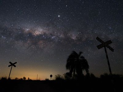 5 planets could be visible in the night sky next week