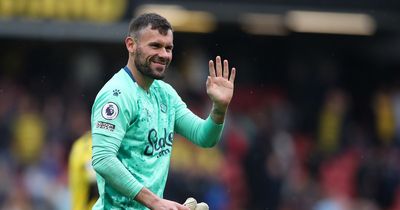 Ben Foster comes out of retirement to sign for National League side Wrexham after Newcastle snub