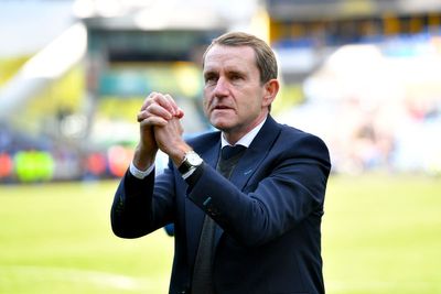 Huddersfield chairman Dean Hoyle agrees takeover with American consortium