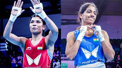 Nikhat Zareen, Nitu storm into Women's World Boxing Championships final