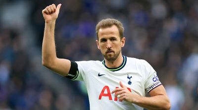 Manchester United offer bonkers swap deal to sign Harry Kane: report