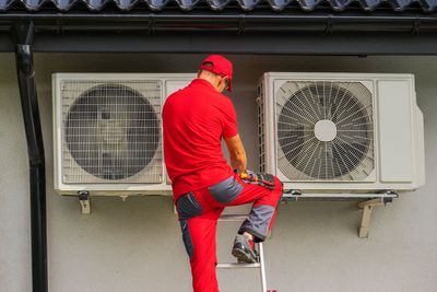 Regulators spur conversion to heat pumps