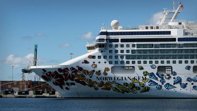 Royal Caribbean, Carnival Show Norwegian Cruise Line the Way