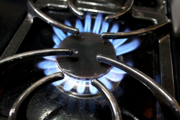 New York nears deal to ban gas stoves in new homes