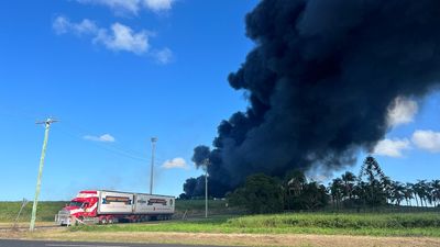 Emergency declaration revoked, Lindsay Transport depot fire in Bundaberg brought under control